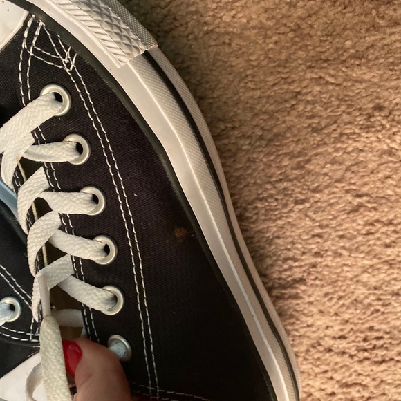 Converse - Picture 3 of 3